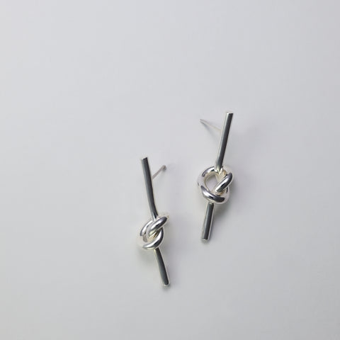 Nudo Earrings hover