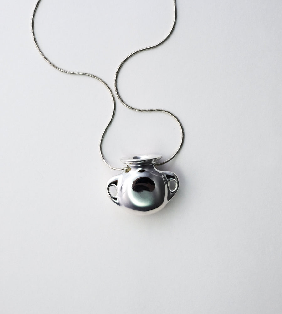 Olla Necklace
