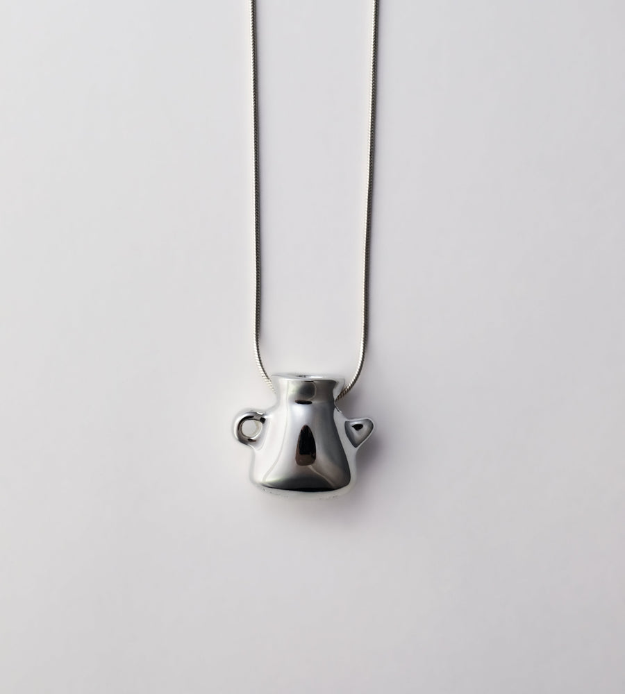 Jarrita Necklace