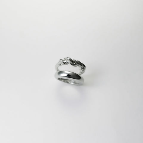 Hilos Entrelazados Ring & Thin Stackable Ring