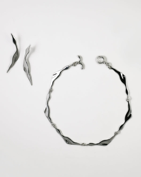 Garzas Necklace & Garzas Earrings