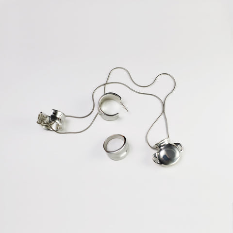 Olla Necklace, Hoja Hoops & Hoja Ring
